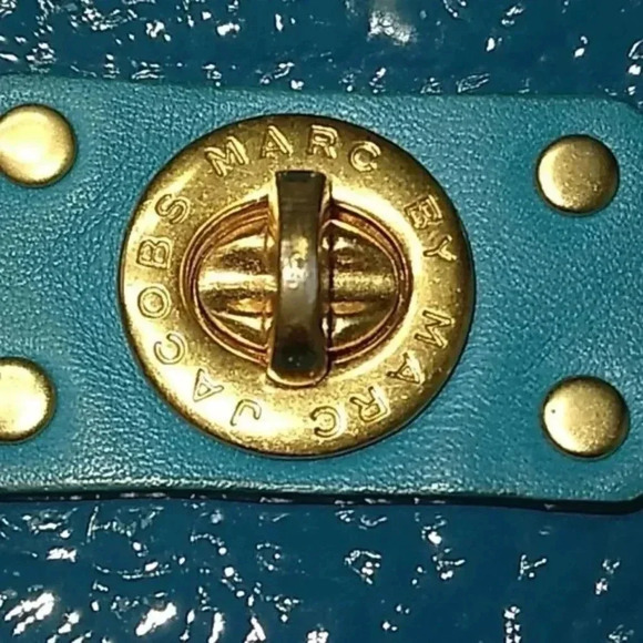 Marc by Marc Jacobs Wallet - Picture 2 of 11